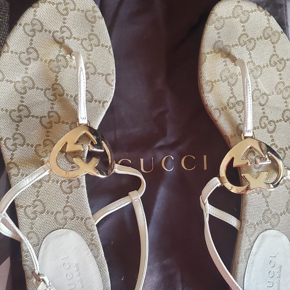 Gucci sandles size 6